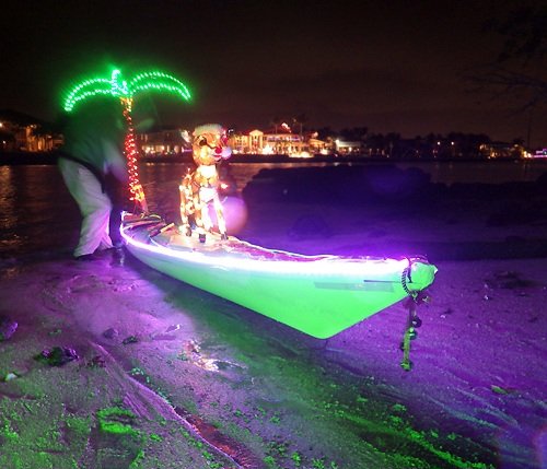 kayak-night-lights-led-kayakfari-paddling-holidays-winterfest-19.jpg