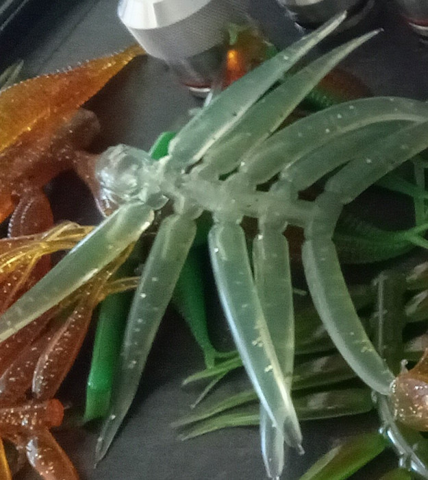 pale grn carrot.jpg