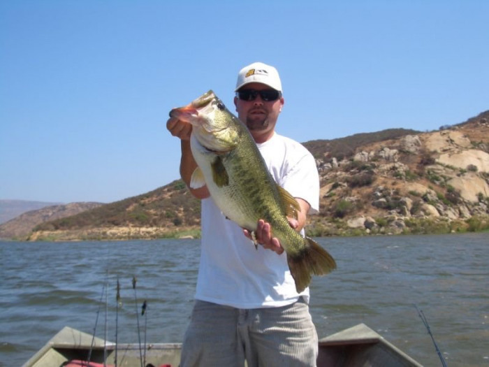 b_800_600_0_1_ms_nn221_ChaChaChicken 9.5 lbs same fish i caught in 07.jpg