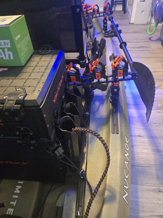 Side rod holder, paddle